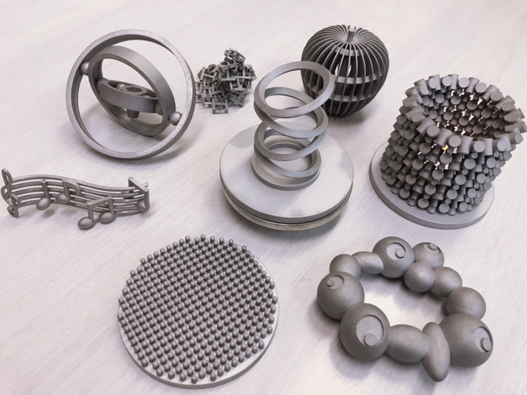 金属3Dプリンターで造形した美術品